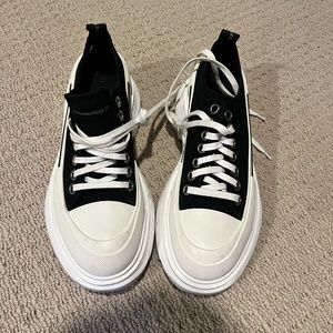 Alex Mcq - 39.5F - Black